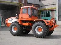 Трактор с реверсной кабиной ХТА-208.1Р