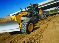 Грейдер John Deere 772G