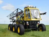 Самоходный опрыскиватель РУБИН-1200-21