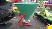 Разбрасыватель навесной Strumyk 500 л